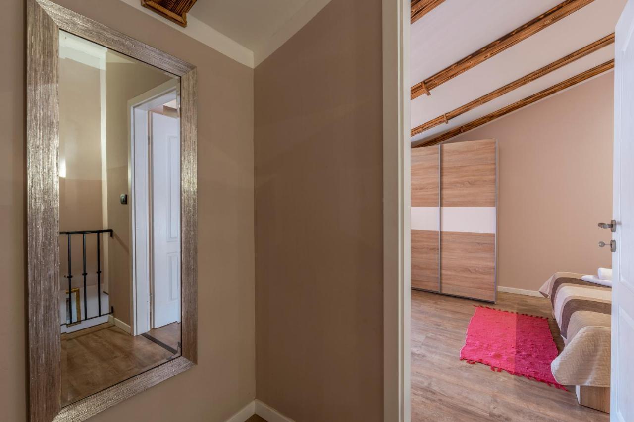 Apartment Anitea Πούλα Εξωτερικό φωτογραφία