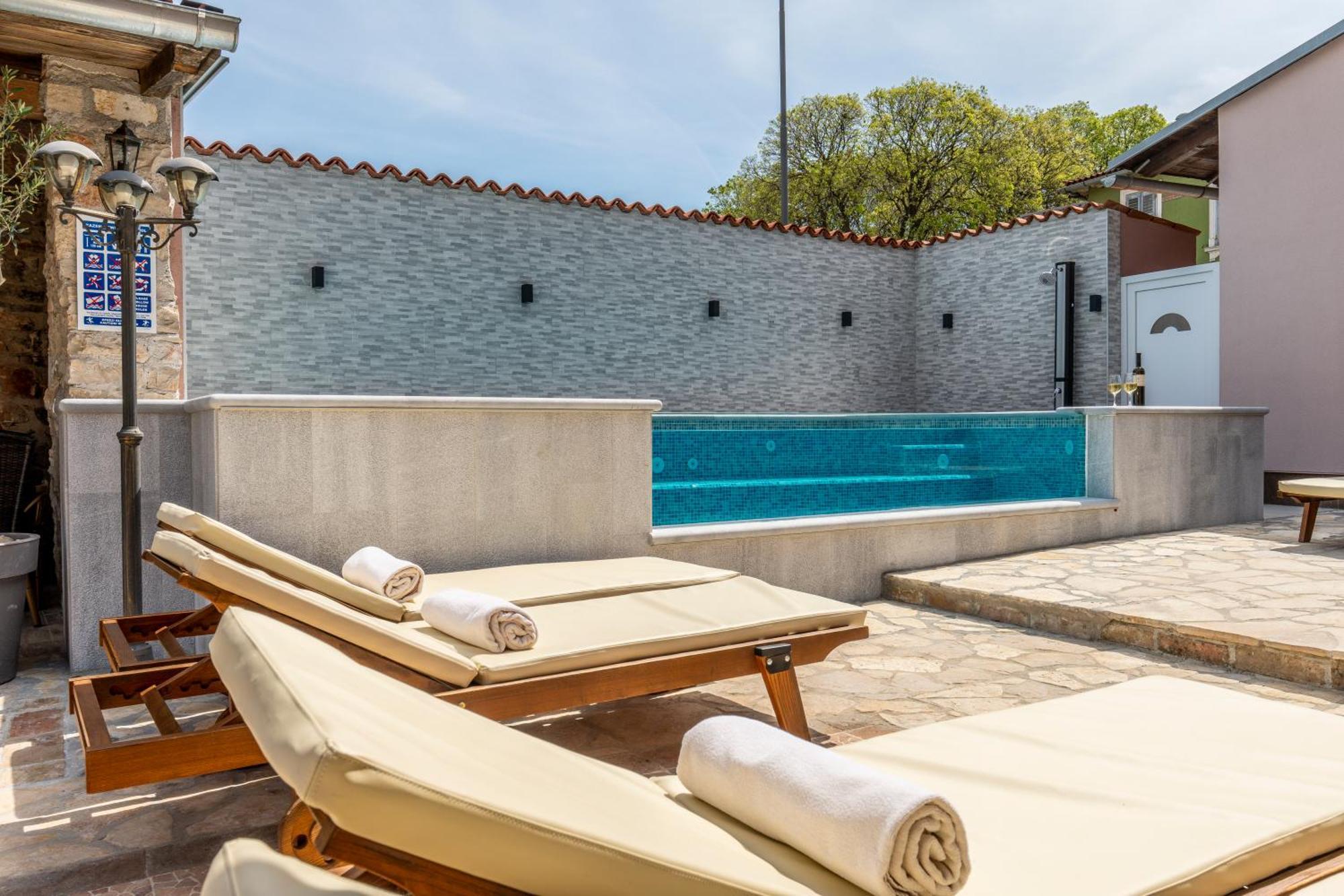 Apartment Anitea Πούλα Εξωτερικό φωτογραφία