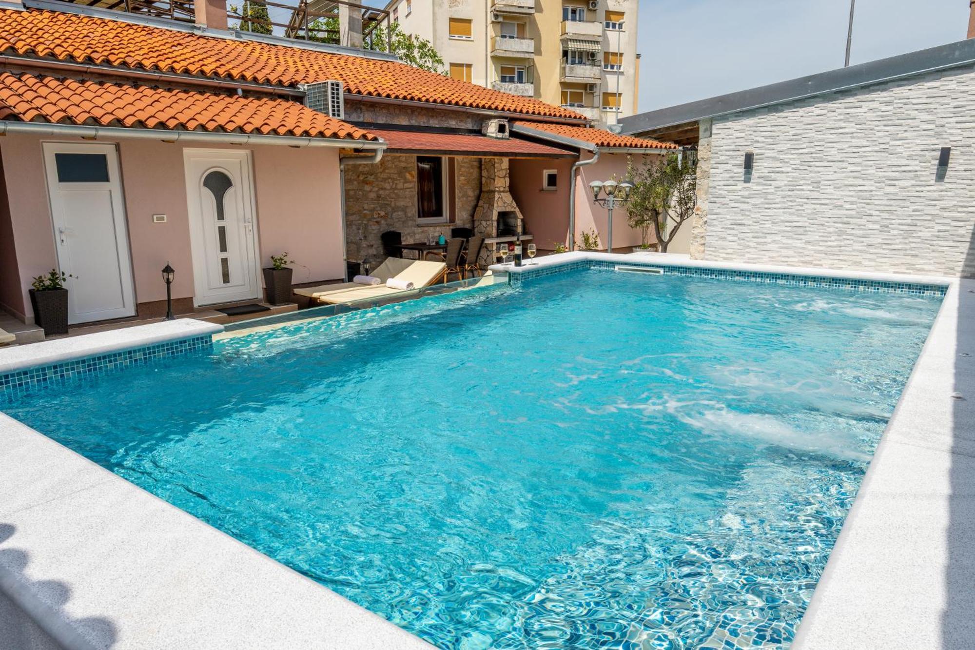Apartment Anitea Πούλα Εξωτερικό φωτογραφία