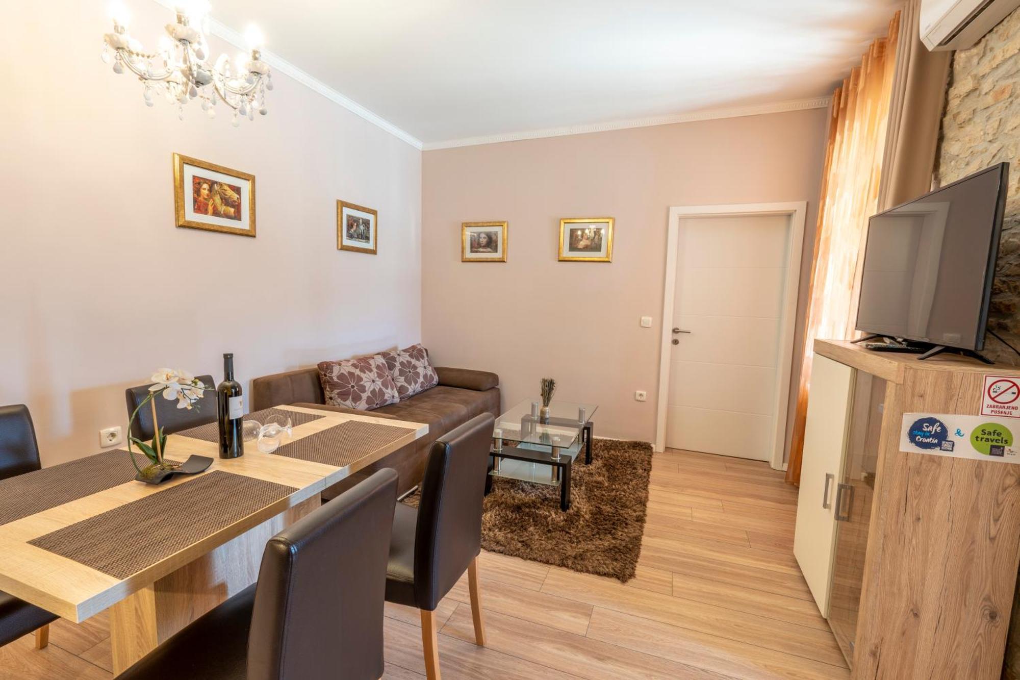 Apartment Anitea Πούλα Εξωτερικό φωτογραφία