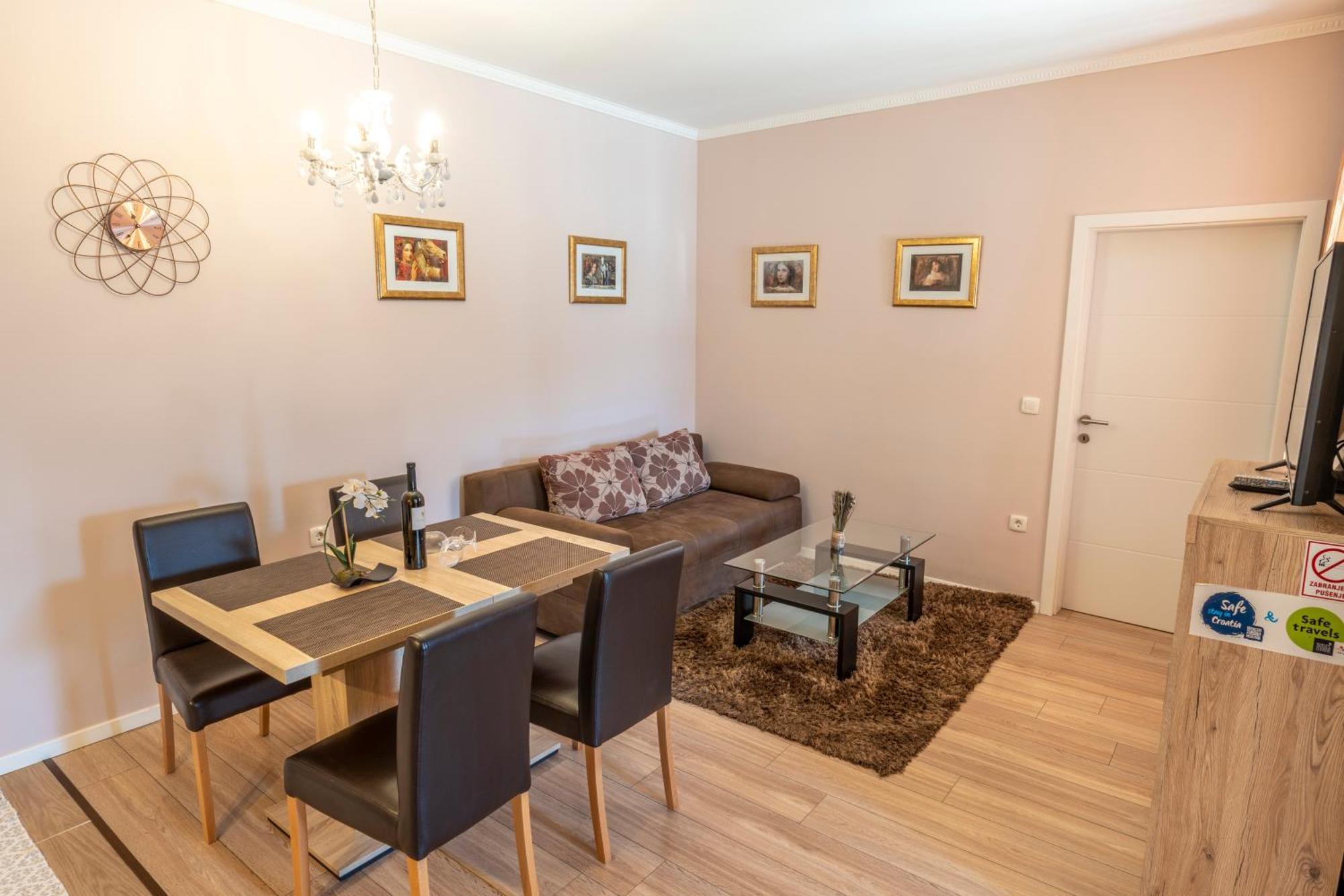 Apartment Anitea Πούλα Εξωτερικό φωτογραφία