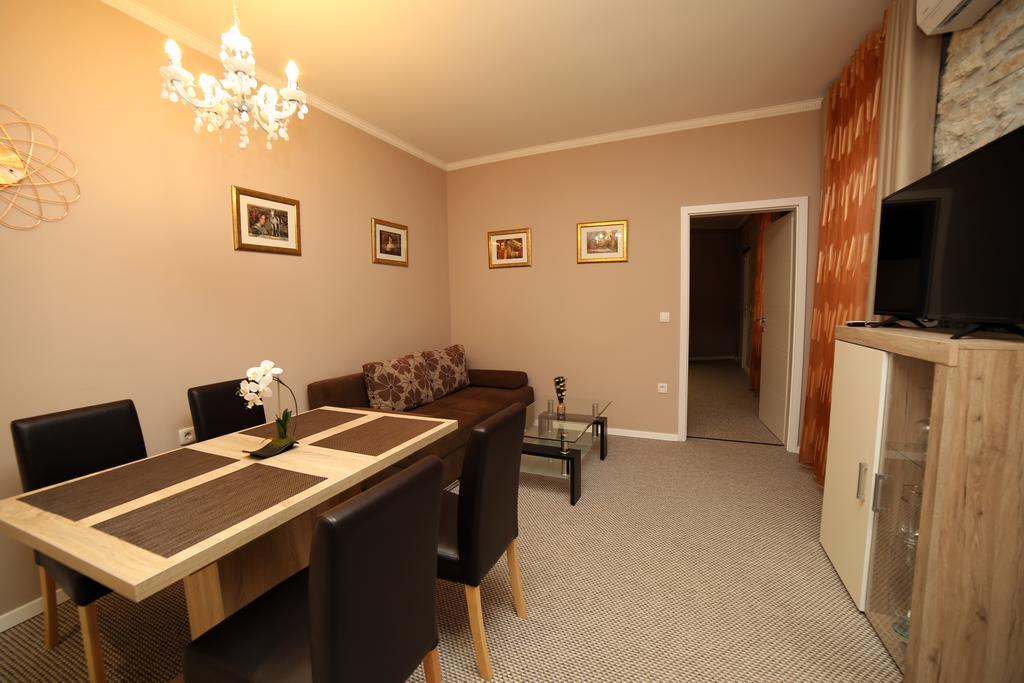 Apartment Anitea Πούλα Εξωτερικό φωτογραφία